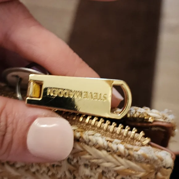 Sold - Picture 5 of 5